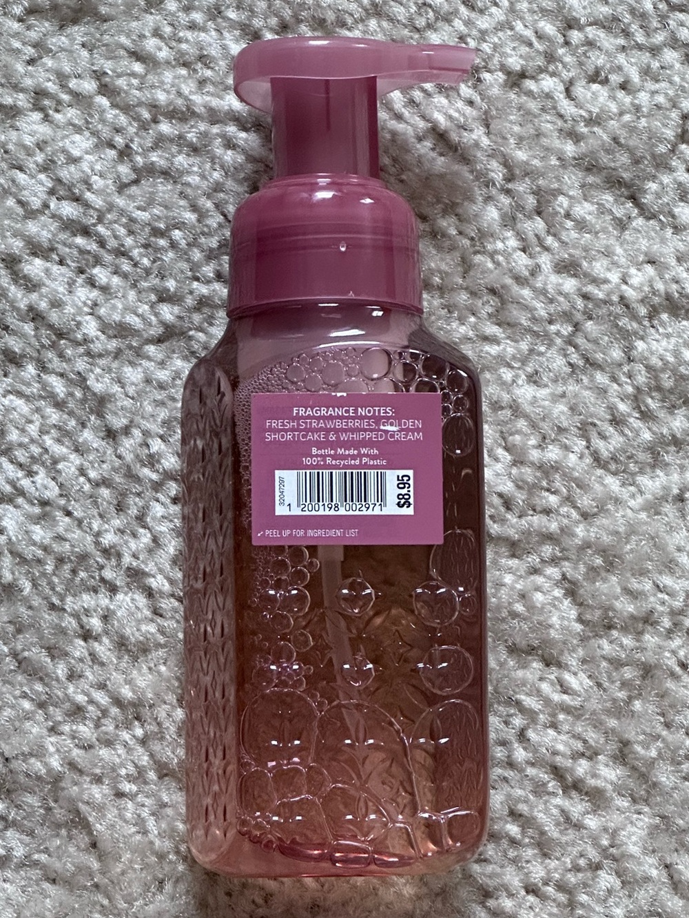Bath & Body Works - Strawberry Pound Cake Foaming Hand Soap - Picture 3 of 3